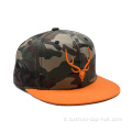 Cappelli Snapback con logo ricamato a pecora